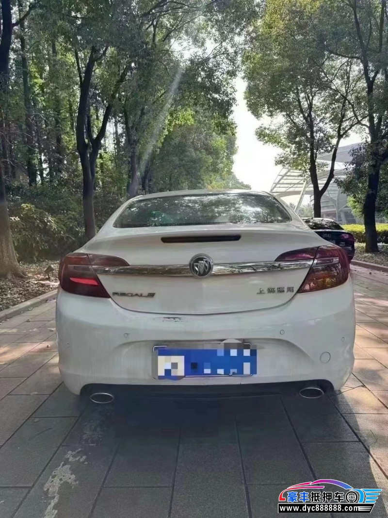 16年别克君威轿车抵押车出售