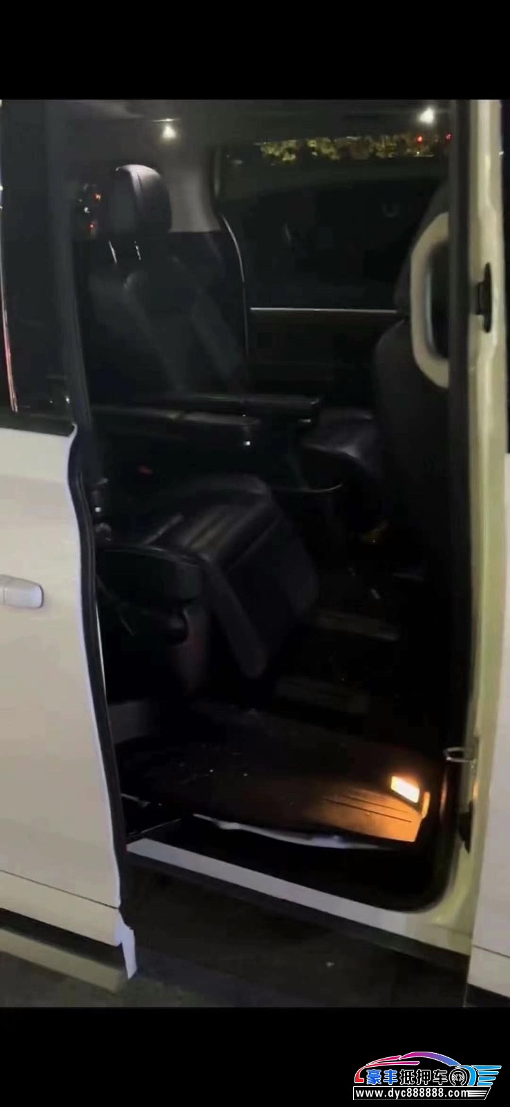 20年传祺M8轿车抵押车出售