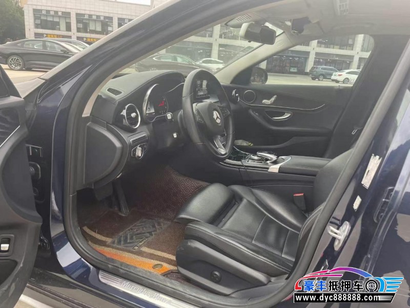 18年奔驰C轿车抵押车出售