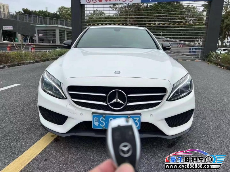 17年奔驰C轿车抵押车出售