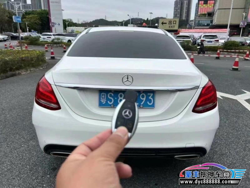 17年奔驰C轿车抵押车出售