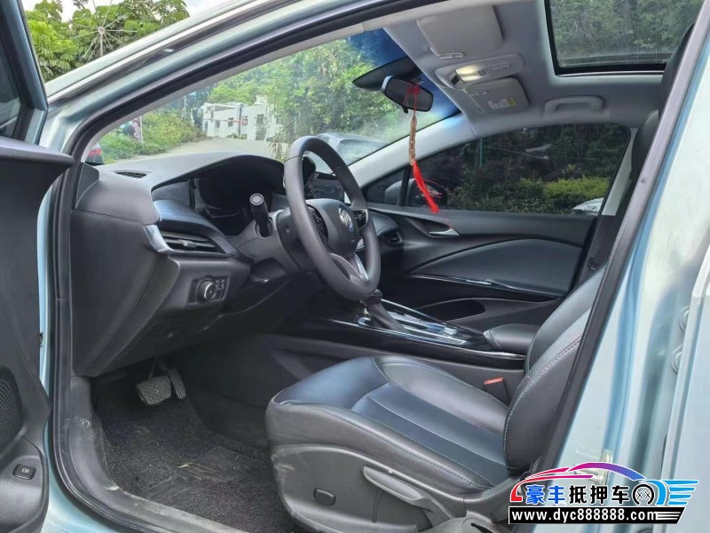 22年别克微蓝轿车抵押车出售