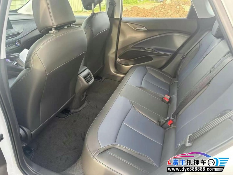 24年别克微蓝轿车抵押车出售