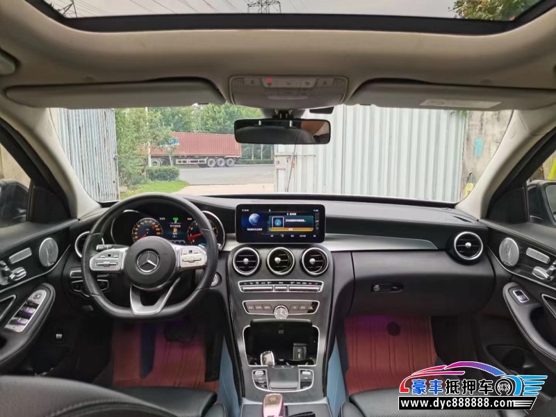 21年奔驰C轿车抵押车出售