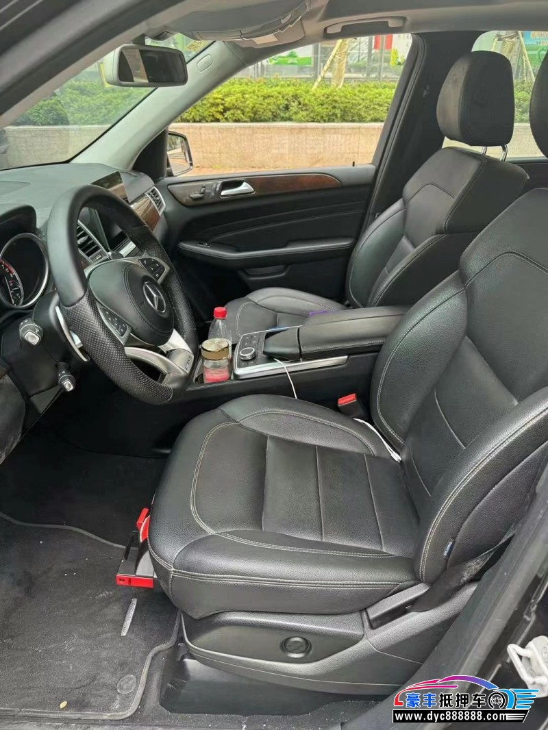 12年奔驰ML轿车抵押车出售