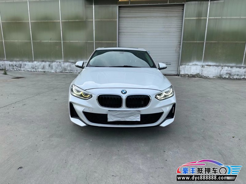 20年宝马1系轿车抵押车出售