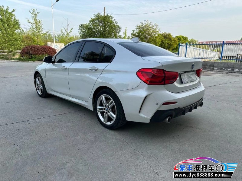 20年宝马1系轿车抵押车出售