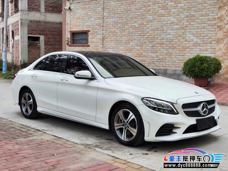 19年奔驰C轿车抵押车出售