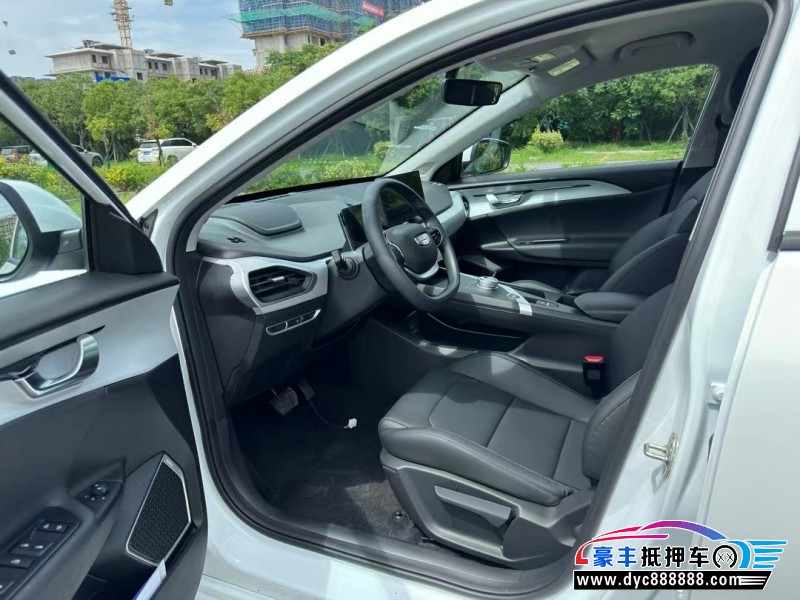 24年吉利几何轿车抵押车出售