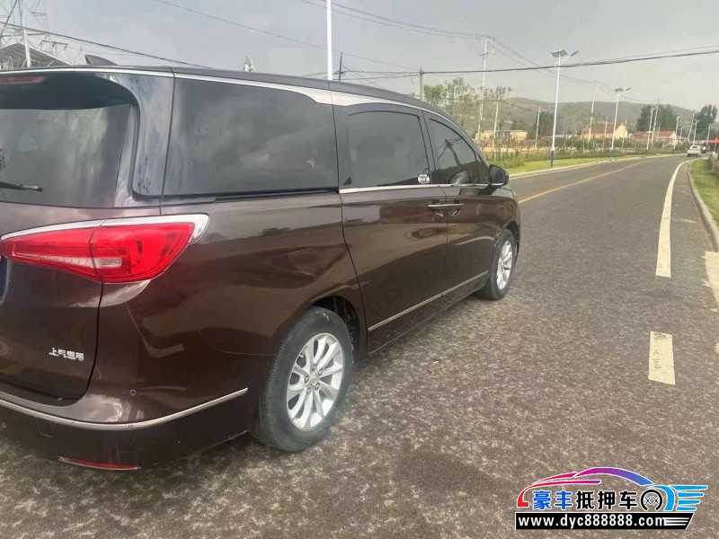 17年别克GL8轿车抵押车出售