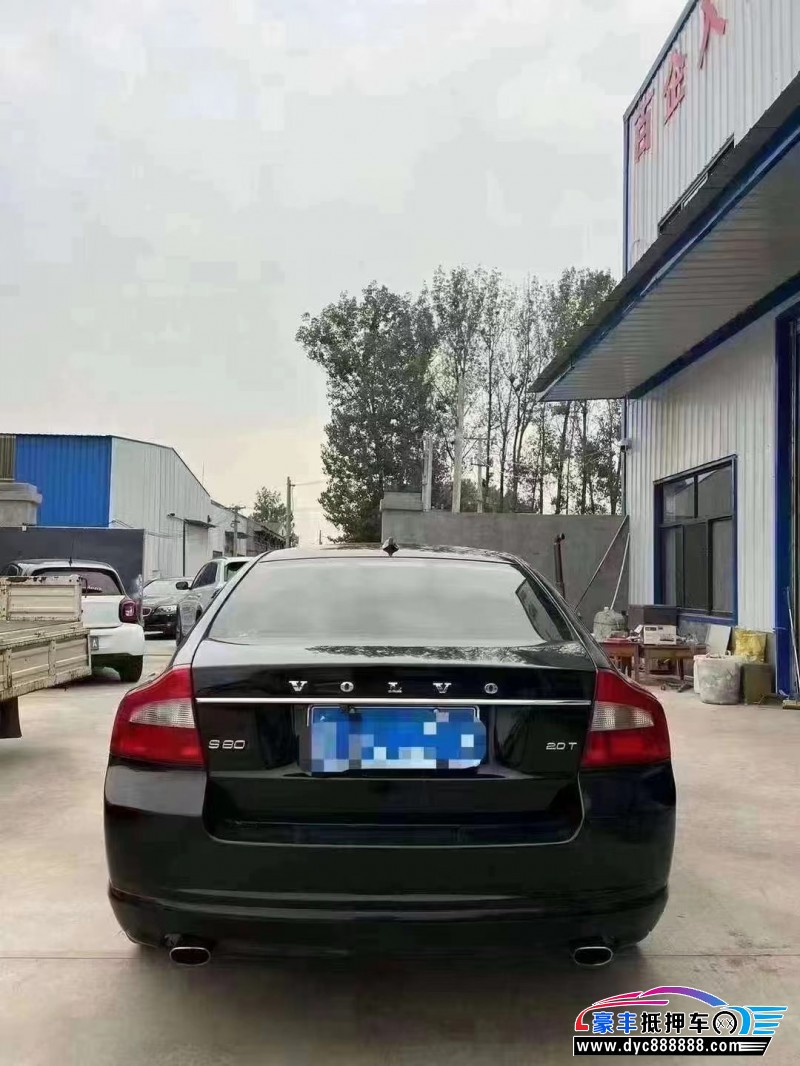 11年沃尔沃S80轿车抵押车出售