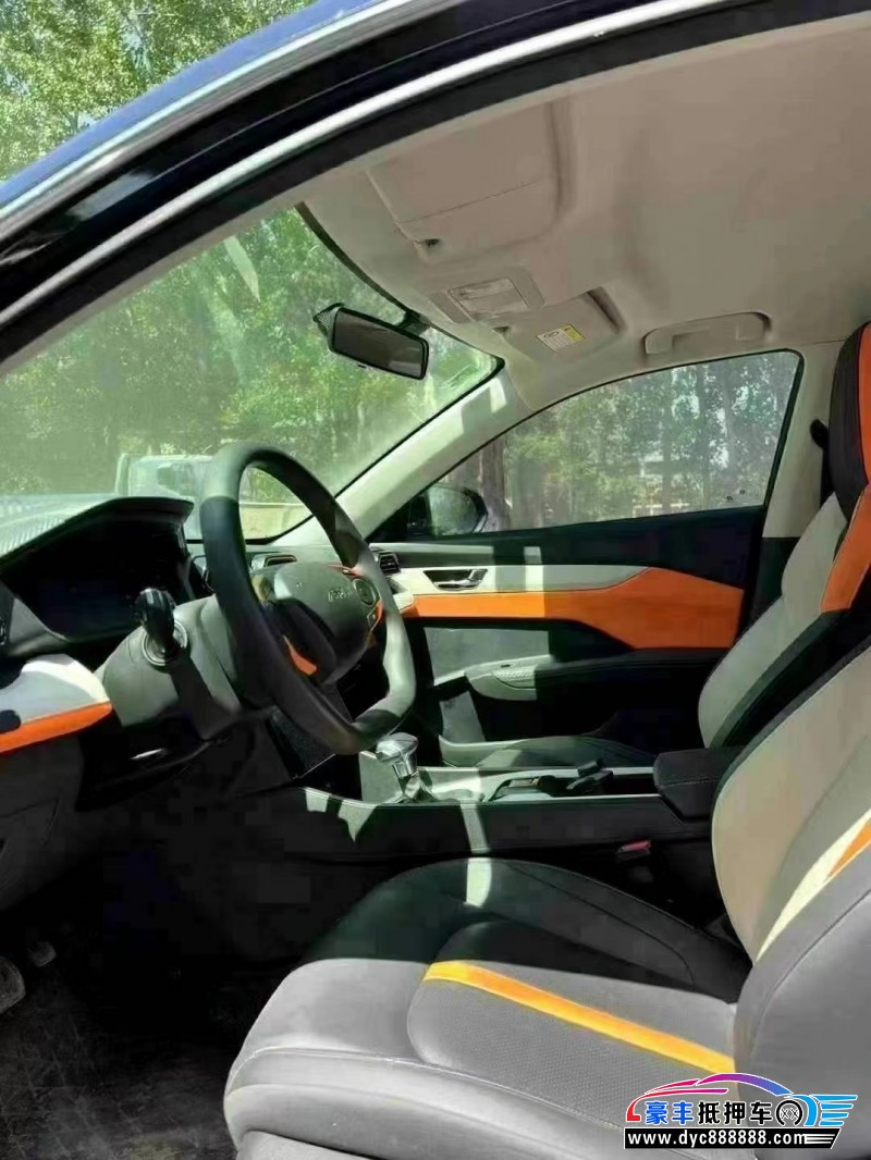 23年东风风神奕炫轿车抵押车出售