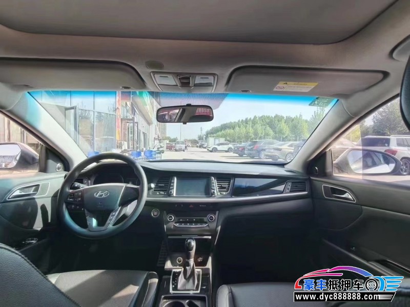 19年现代名图轿车抵押车出售