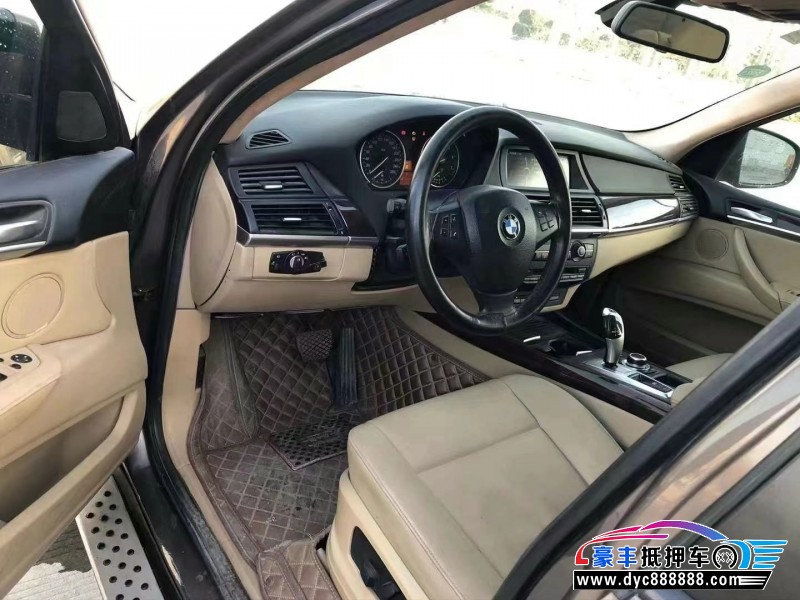 13年宝马X5轿车抵押车出售