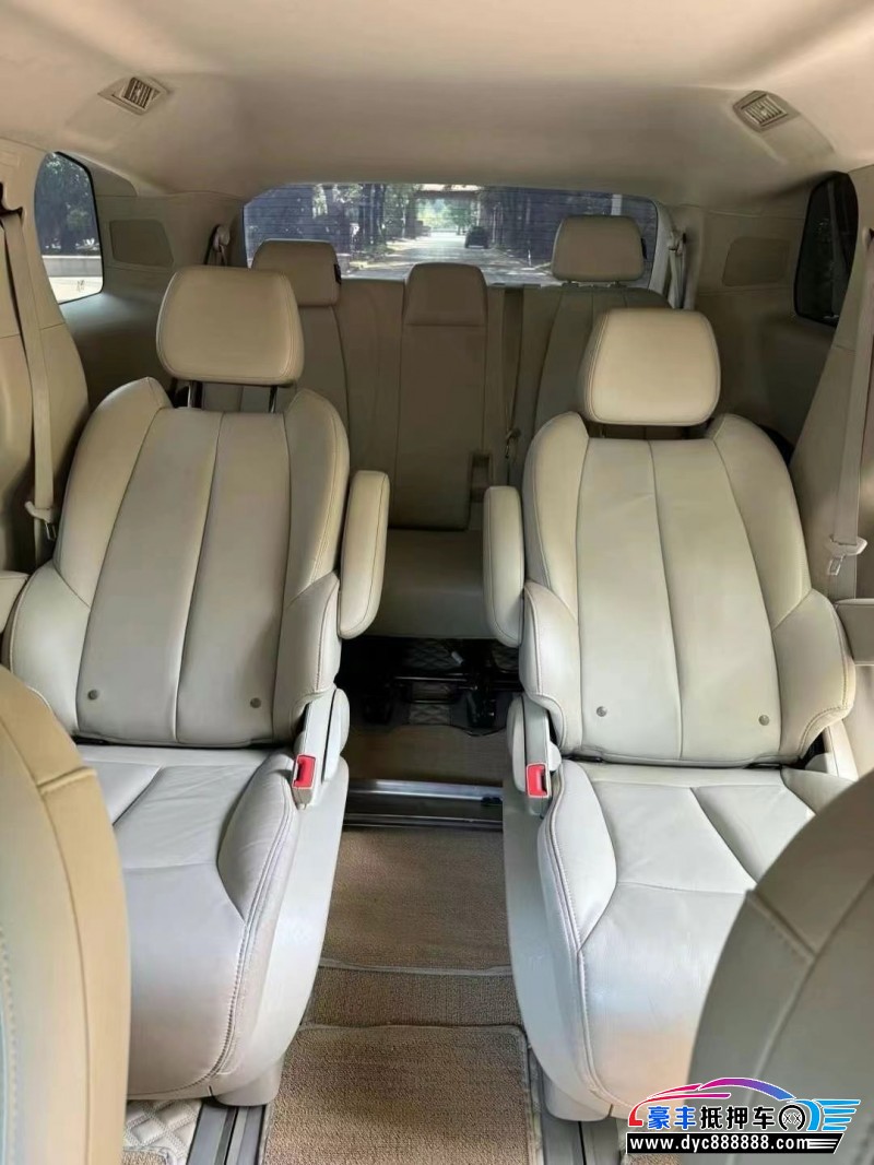 20年别克GL8轿车抵押车出售