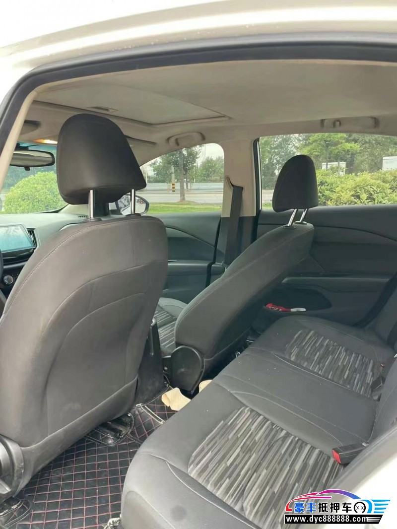 18年雪佛兰科沃兹轿车抵押车出售