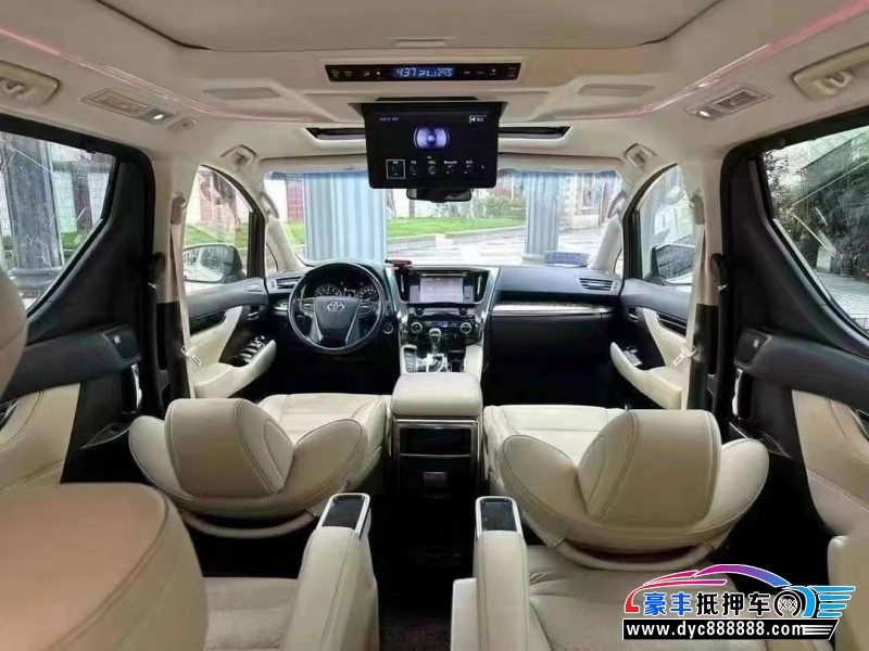 18年丰田埃尔法轿车抵押车出售