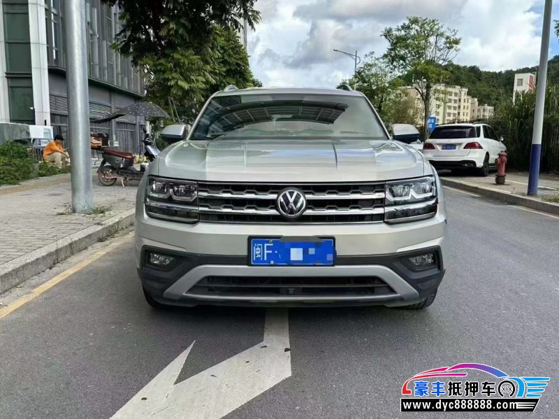 18年大众途昂轿车抵押车出售