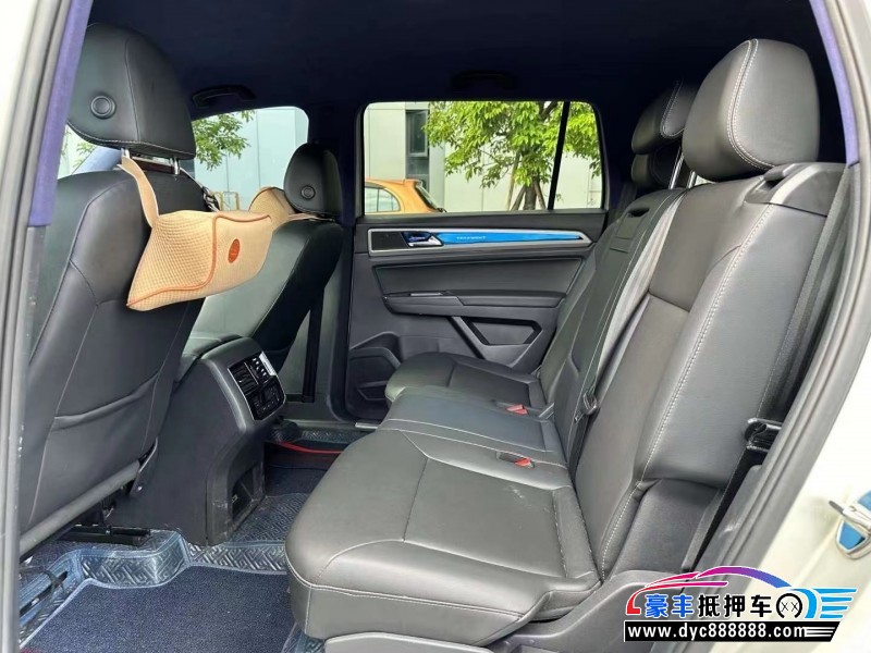 18年大众途昂轿车抵押车出售