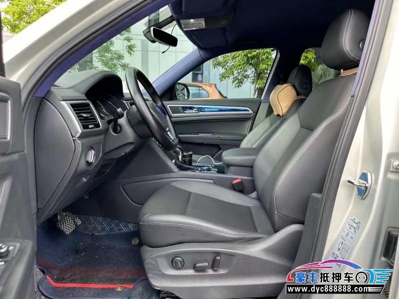 18年大众途昂轿车抵押车出售