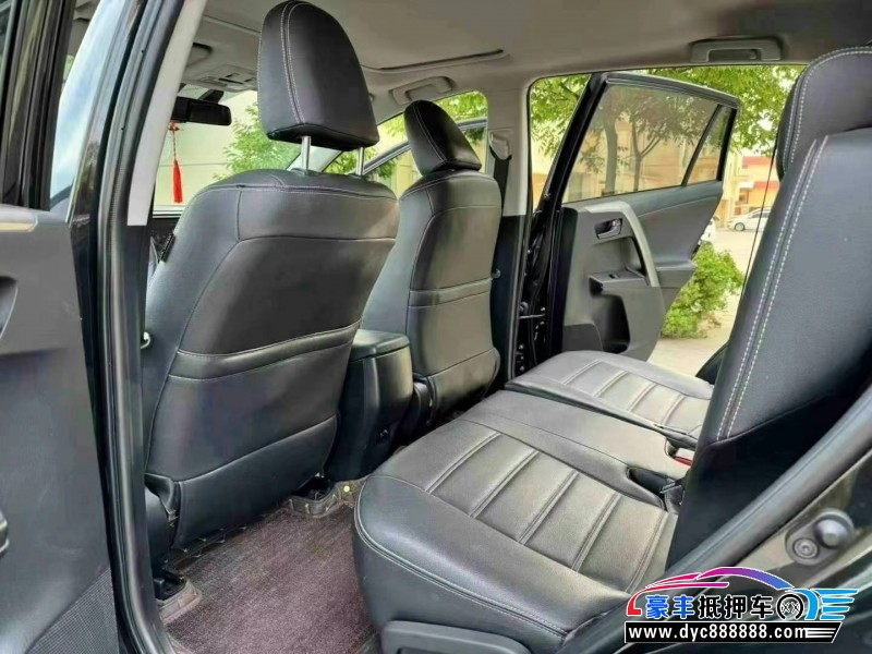 19年丰田RAV4荣放SUV抵押车出售