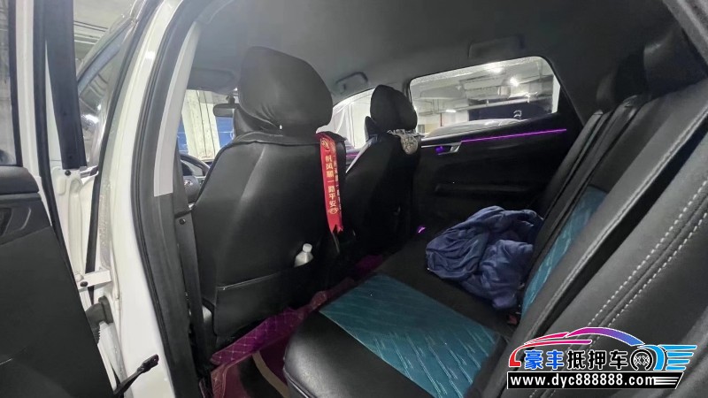 21年奇瑞炫界轿车抵押车出售