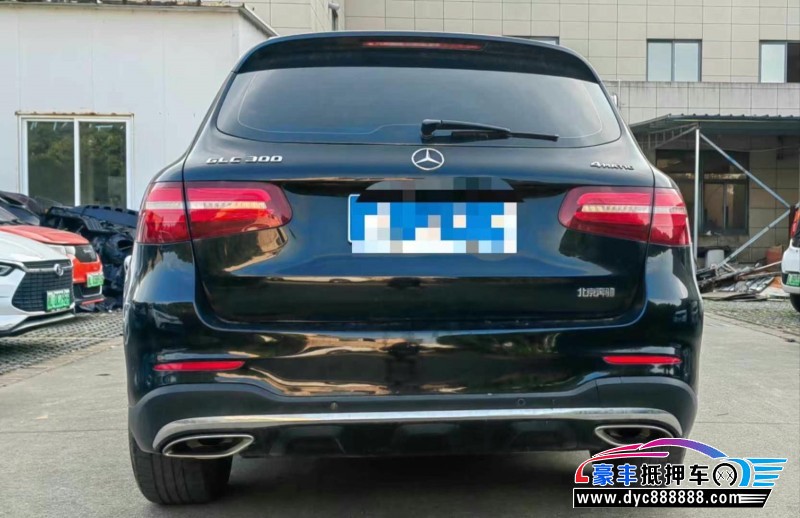 18年奔驰GLC轿车抵押车出售