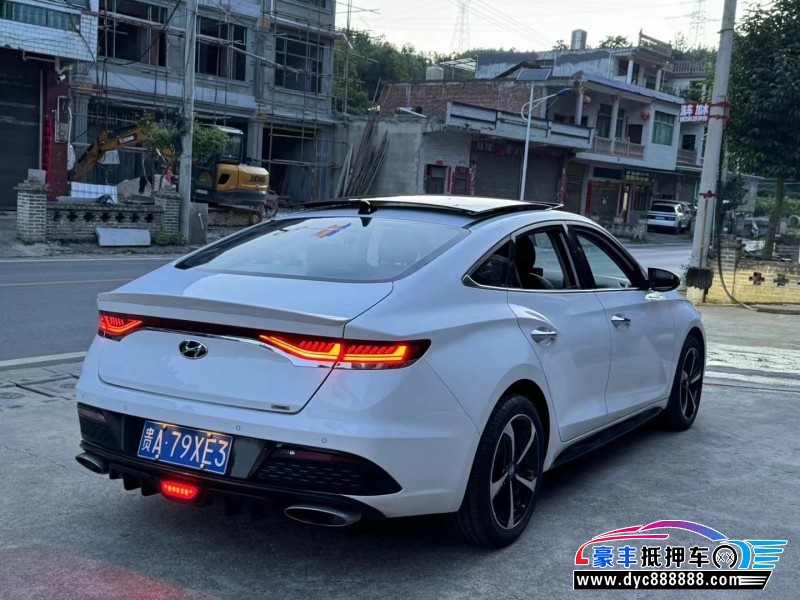 21年现代菲斯塔轿车抵押车出售