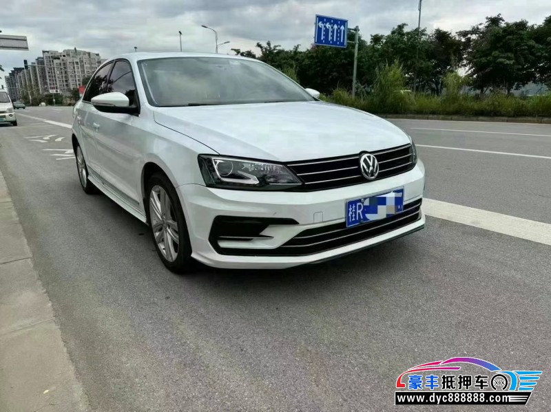 19年大众速腾轿车抵押车出售