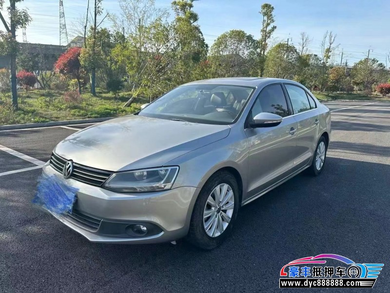 15年大众速腾轿车抵押车出售