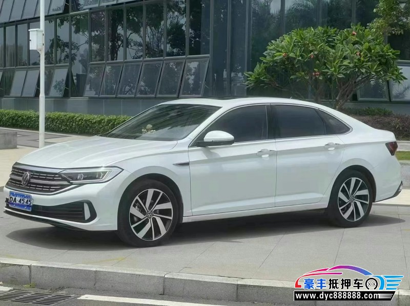 22年大众速腾轿车抵押车出售