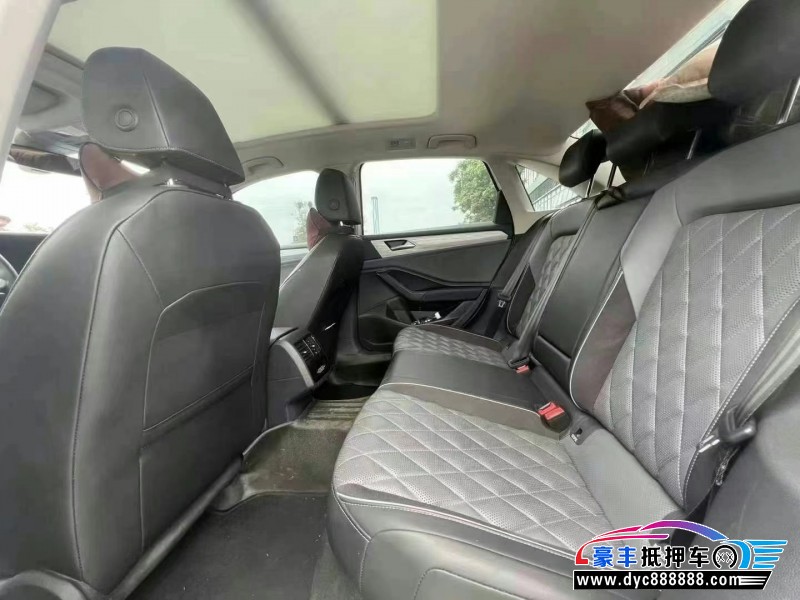 22年大众速腾轿车抵押车出售