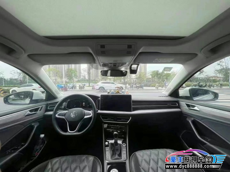 22年大众速腾轿车抵押车出售