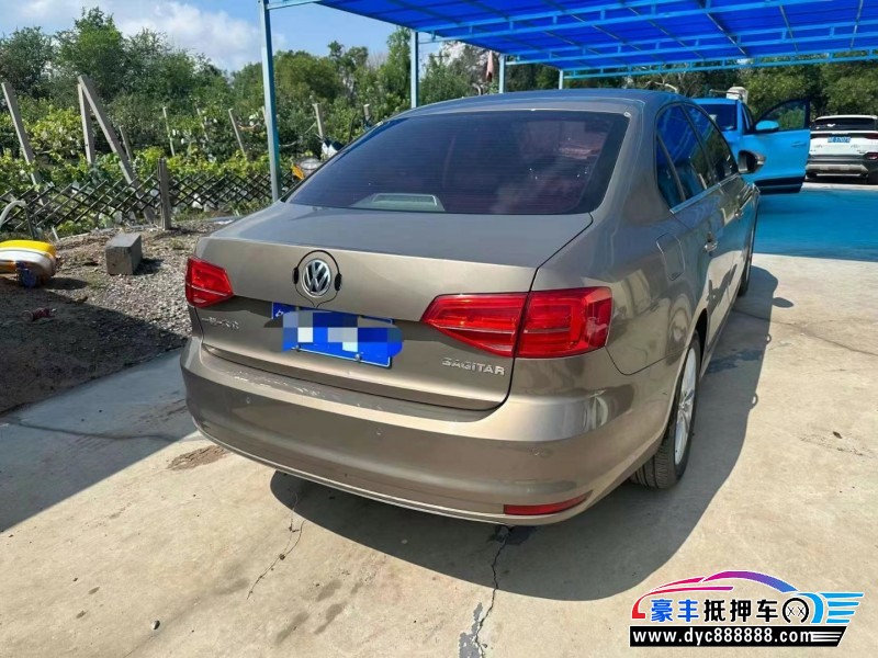 16年大众速腾轿车抵押车出售