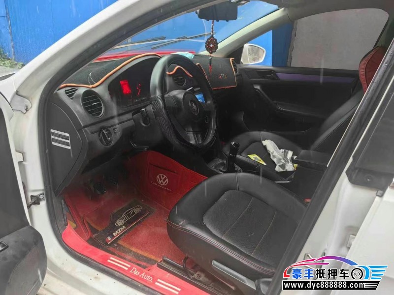 16年大众捷达轿车抵押车出售