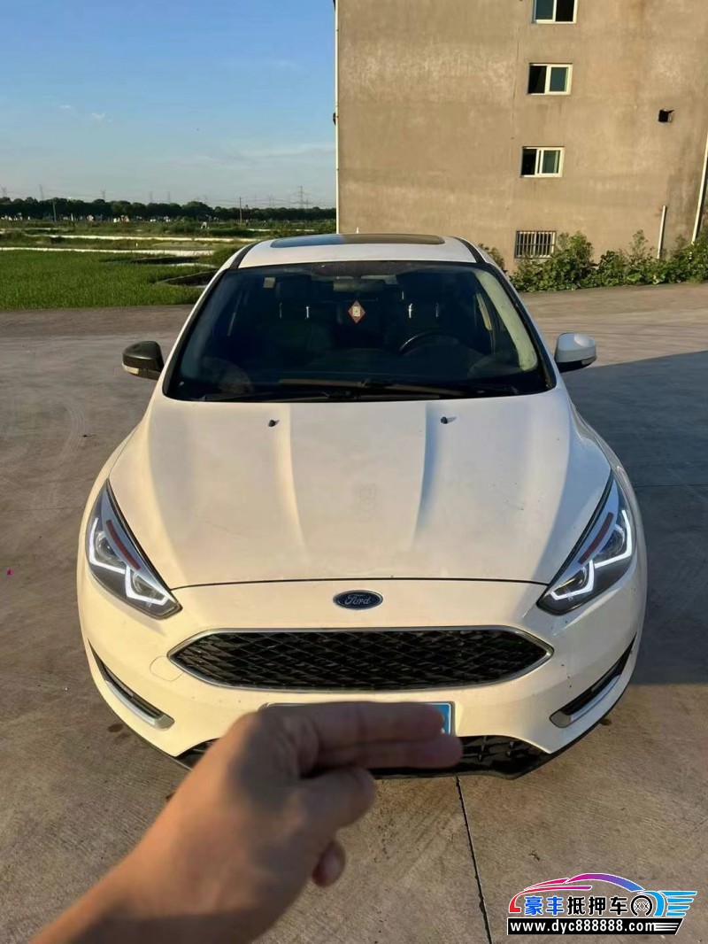 16年福特福克斯轿车抵押车出售