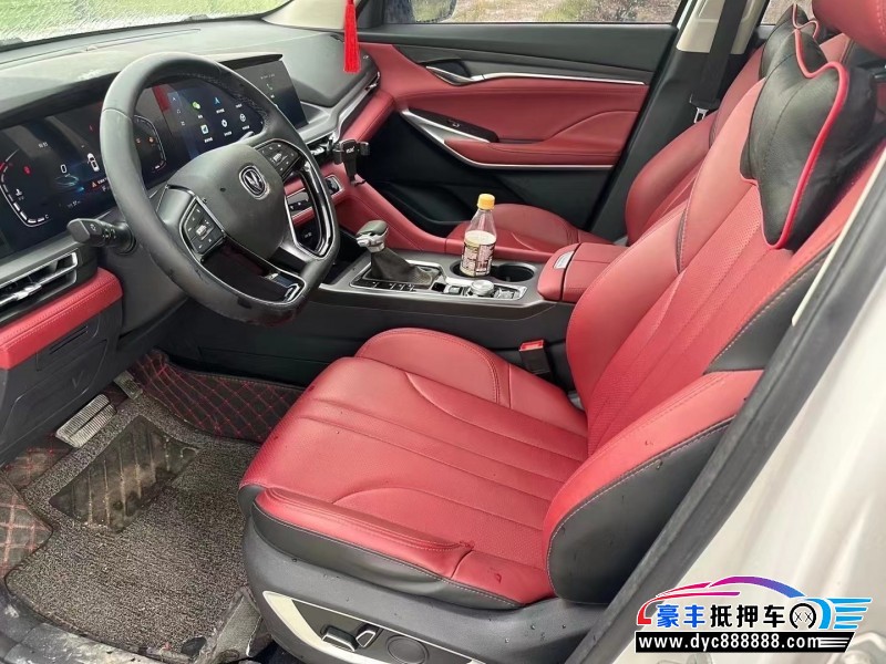 21年长安CS75轿车抵押车出售