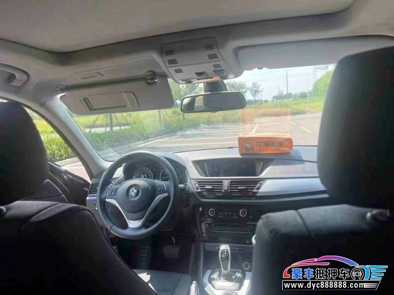 14年宝马X1轿车抵押车出售