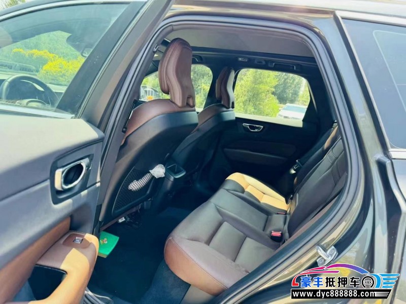 21年沃尔沃XC60轿车抵押车出售