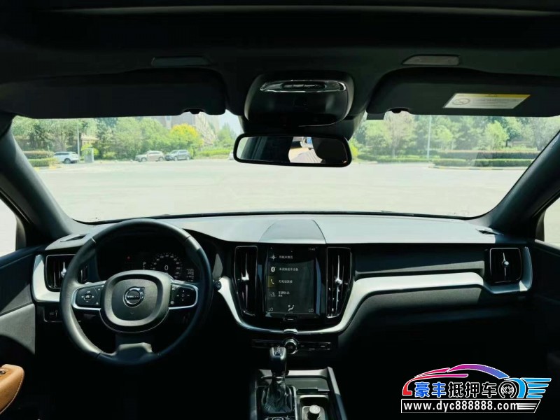 21年沃尔沃XC60轿车抵押车出售