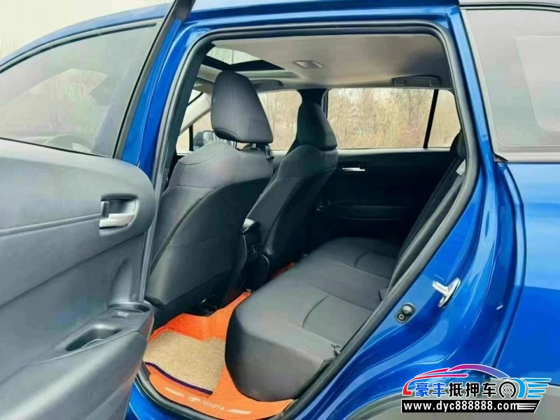 22年丰田锐放轿车抵押车出售