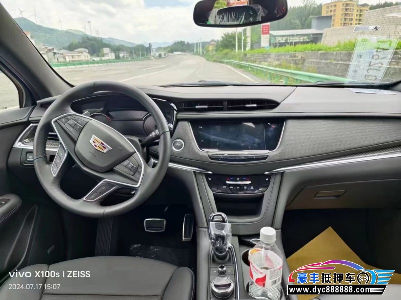 24年凯迪拉克XT5轿车抵押车出售