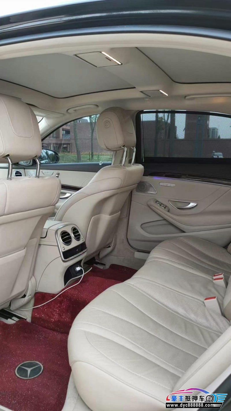 19年奔驰S轿车抵押车出售