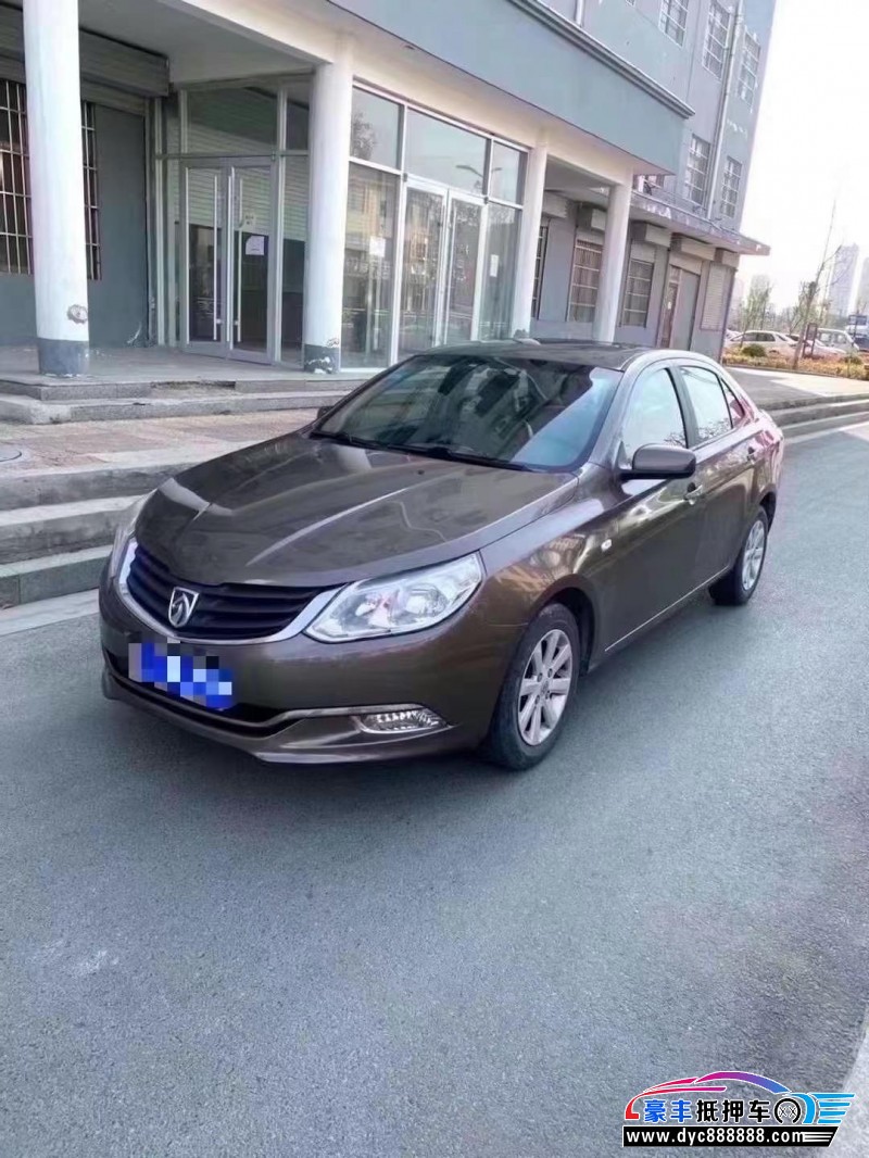 12年宝骏630轿车抵押车出售