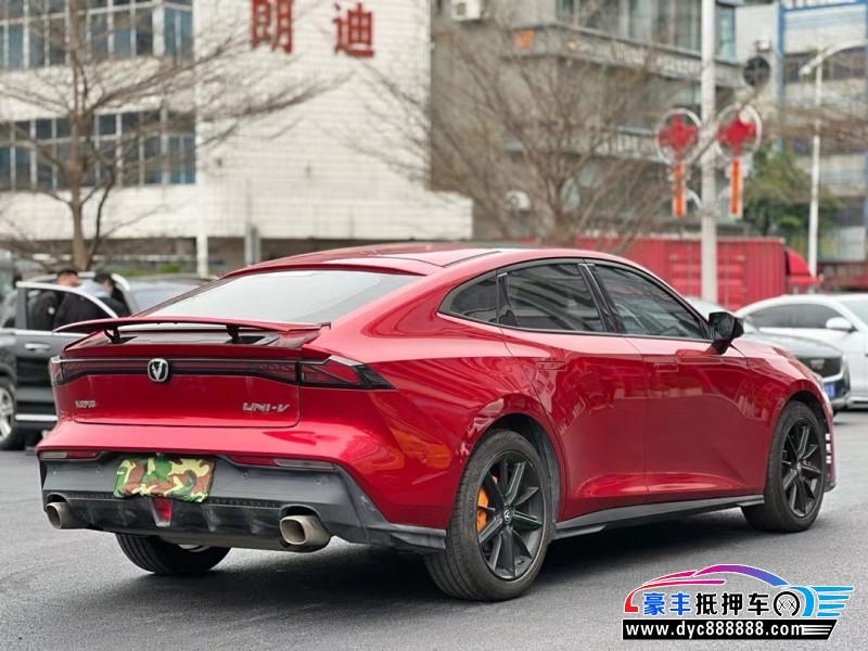 22年长安长安UNI轿车抵押车出售