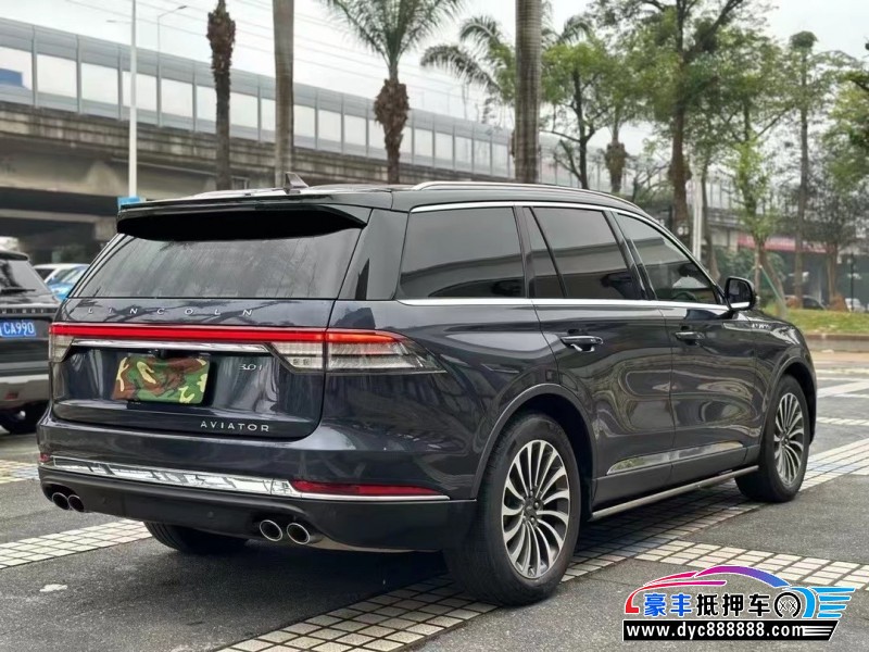 21年林肯飞行家轿车抵押车出售