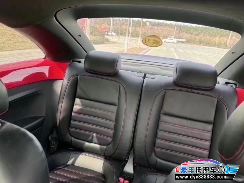 14年大众甲壳虫轿车抵押车出售