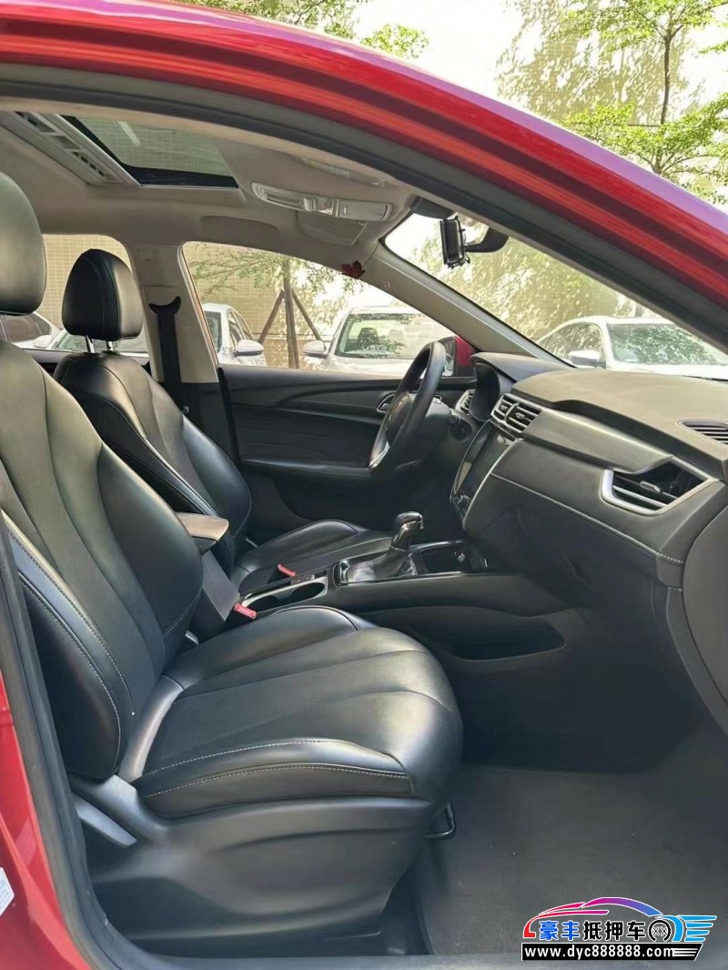 20年荣威i5轿车抵押车出售