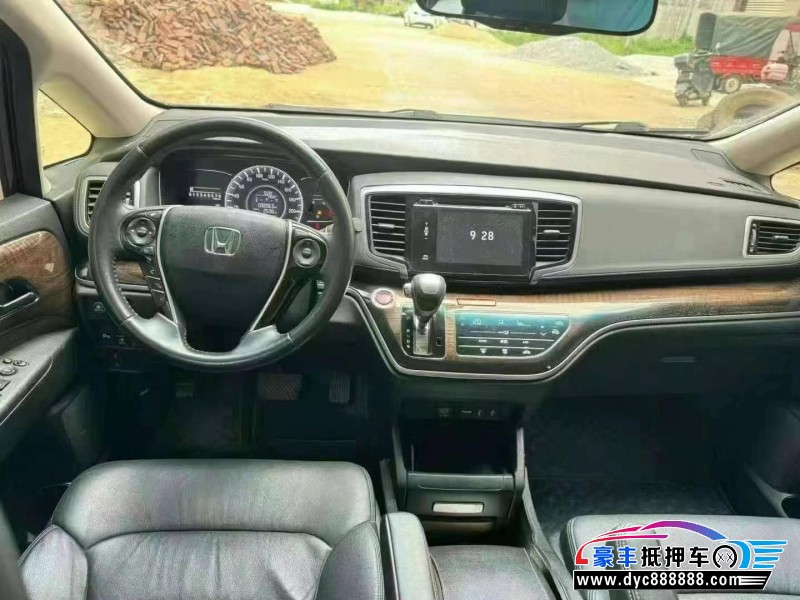 16年本田奥德赛轿车抵押车出售