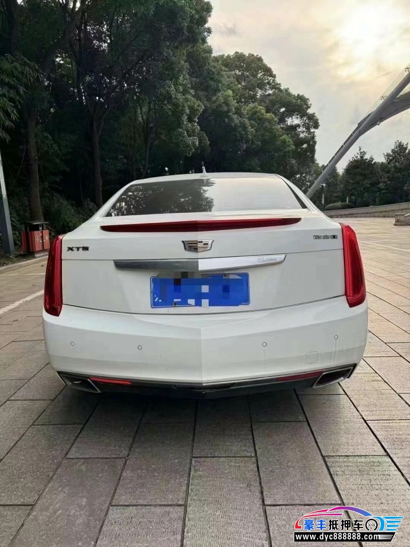 16年凯迪拉克XTS轿车抵押车出售